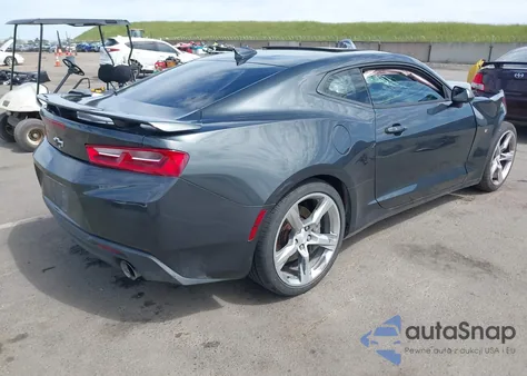 2017 Chevrolet Camaro 1Ss z USA, uszkodzony, nr VIN 1G1FF1R77H0102947